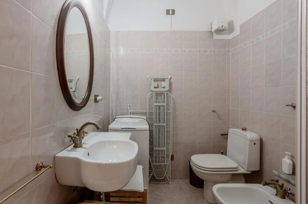 Casa Giovanna - Piazza San Michele Central Studio! Lucca Appartamento